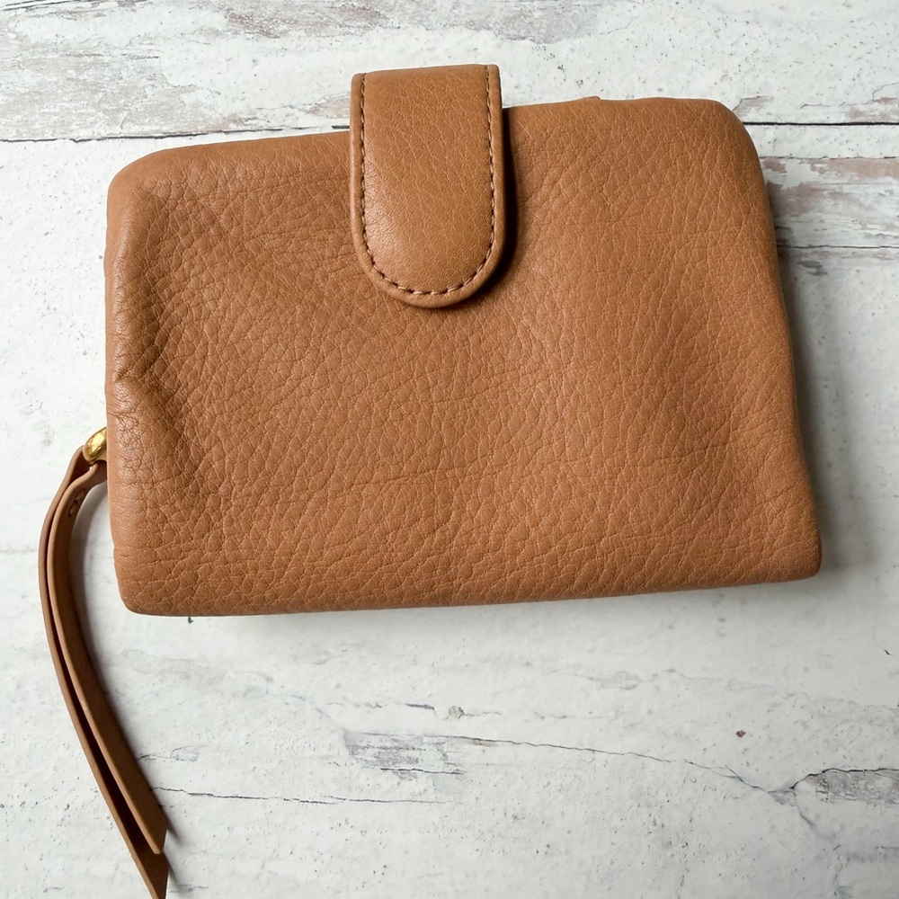 Hobo Fern Bifold Wallet in Sandstorm